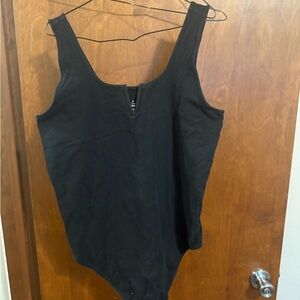 Elegant Black Sleeveless Bodysuit